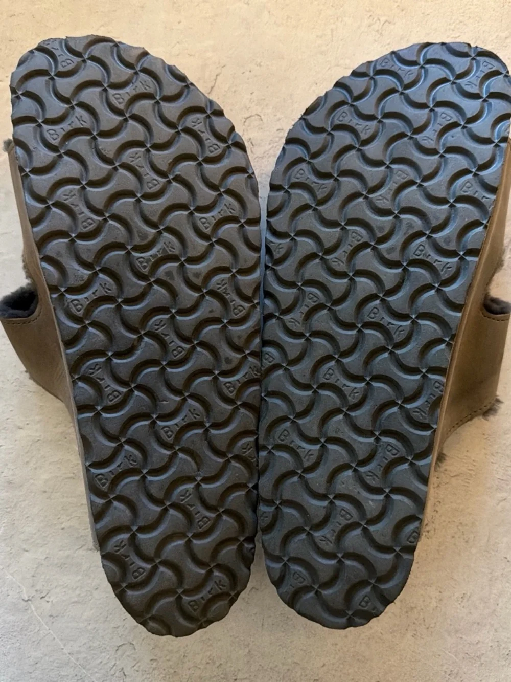 Men’s Birkenstock Grey Leather Two-Strap Fur-Lined Sandals